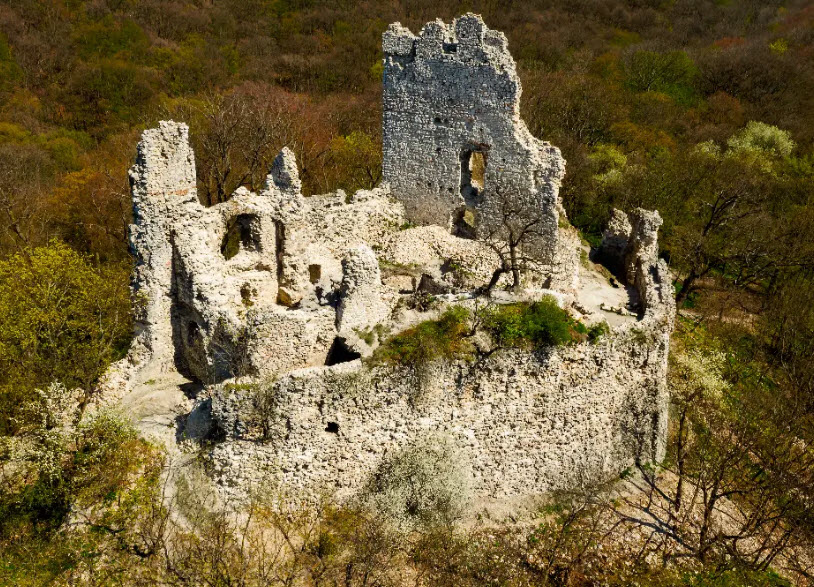 Vitány Castle, Hungary